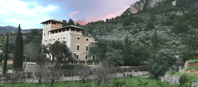 Paseo exclusivo por la sierra de Tramuntana Can Ribera